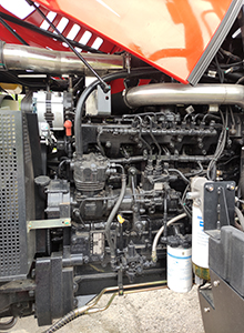 Двигатель YUCHAI серии YC6J трактора FL1404_2.JPG